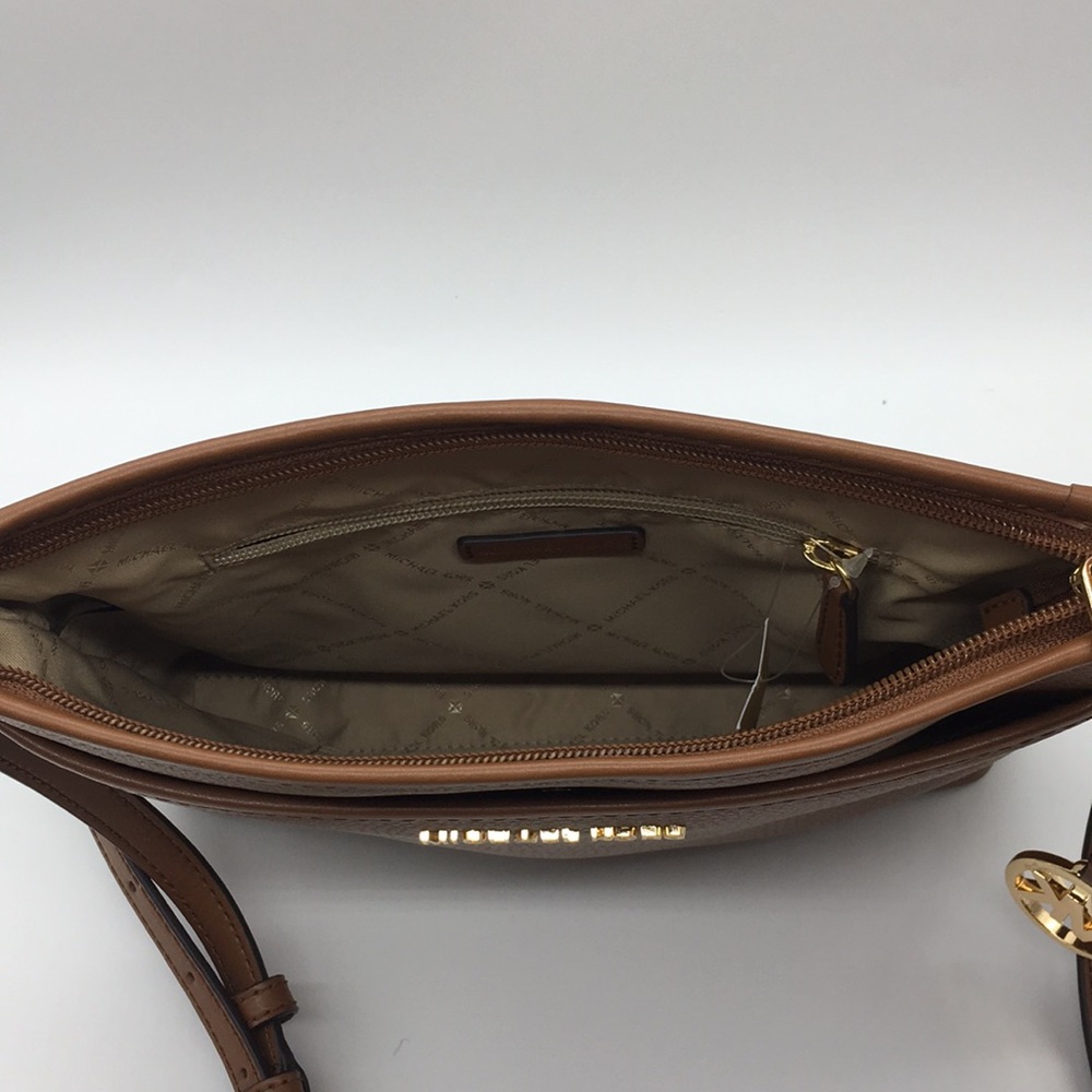 MICHAEL KORS BEDFORD SM NS CROSSBODY LUGGAGE - Picture 8 of 8